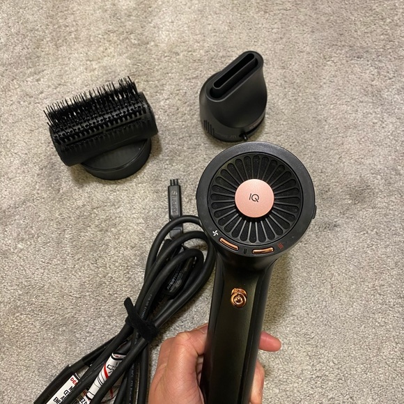 Shark hyperAIR 2-in-1 dryer - Picture 5 of 6